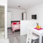 Roza * Mokošica