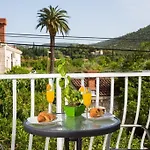 Apartament Roza