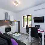 Roza Apartament *