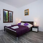 Roza * Mokošica